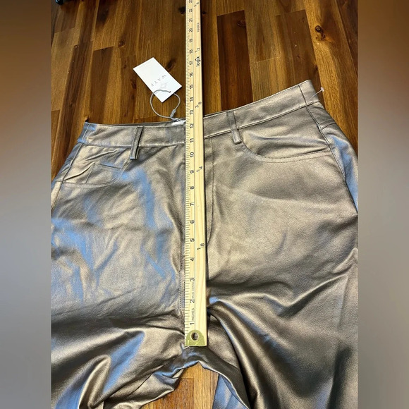 Wayf Luxury Metallic Bronze High Rise Vegan Leather Pants Size Medium - Picture 5 of 10